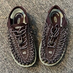 Keen shoes